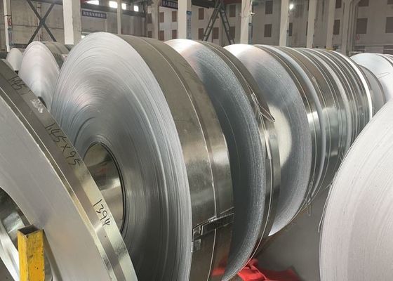 La placa laminada en caliente Jis del envase galvanizó el desgaste de la bobina de la hoja - 304 resistentes